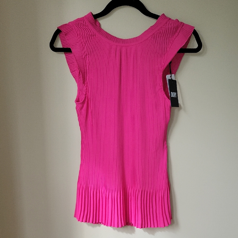 NWT DKNY Fuchsia Pleated Tank Top